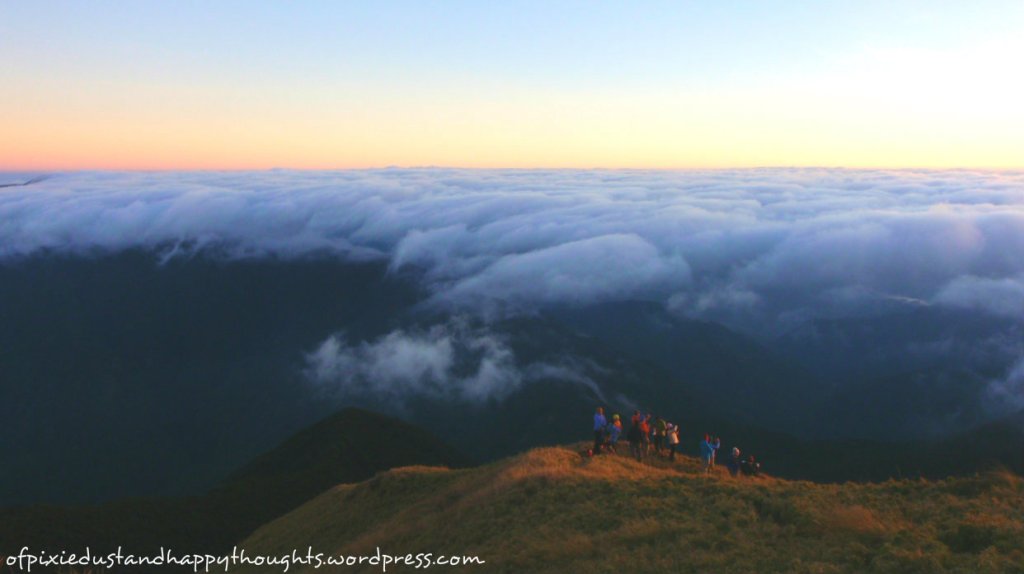 It's a sea of clouds up there.