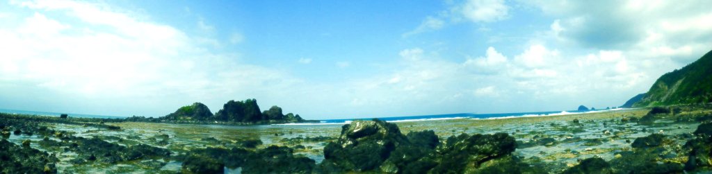 panoramic shot of Aniao Islet