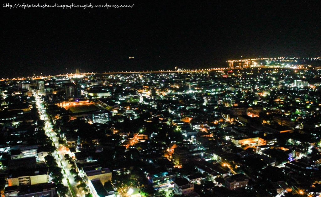 cebu-city-lights-viewing-deck-crown-regency