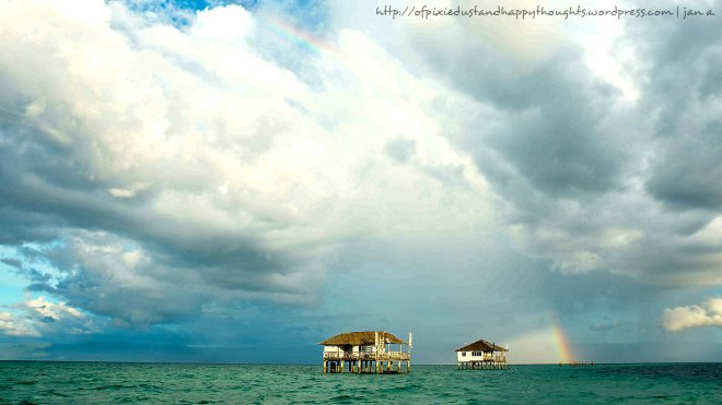 I was lucky to have captured the rainbow that showed up in Manjuyod Sandbar. Would've been better if the rest of it wasn't covered by clouds, though.