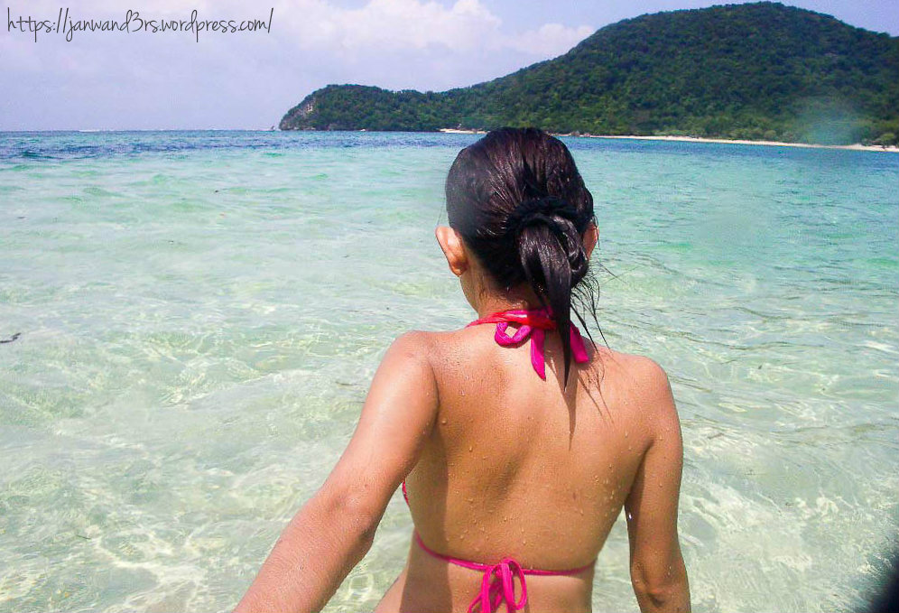 palaui-island-anguib-beach-travel