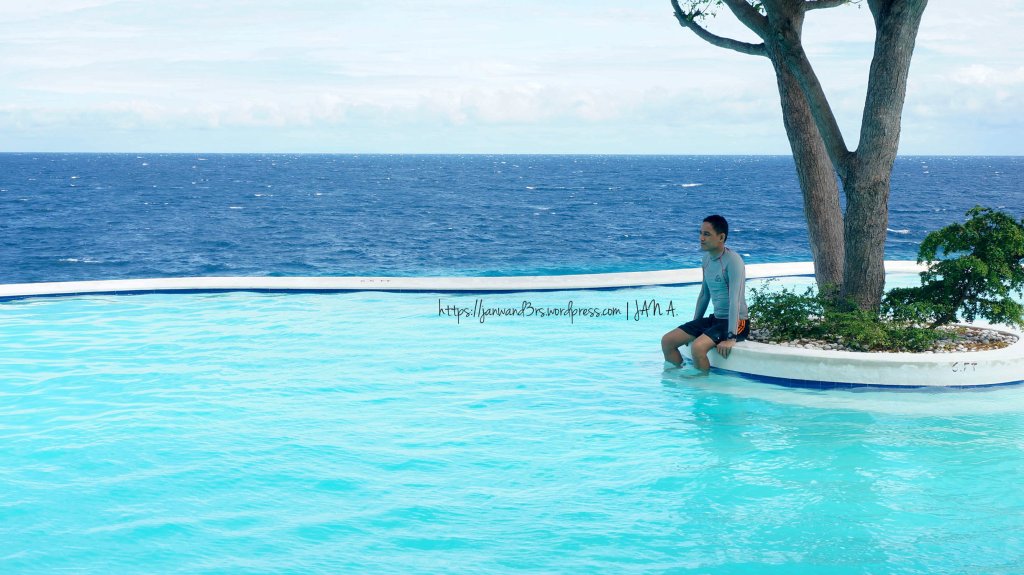 bluewater-resort-infinity-pool-oslob-dumaguete-sumilon-island