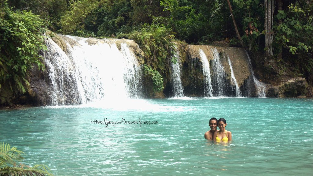 travel-cambugahay-falls-siquijor-from-dumaguete