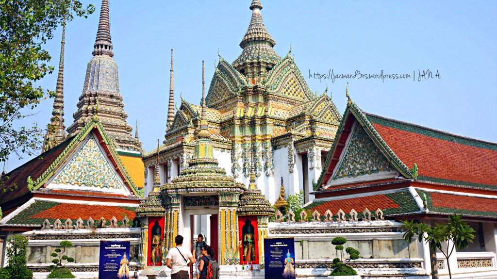 wat-pho-bangkok-temples