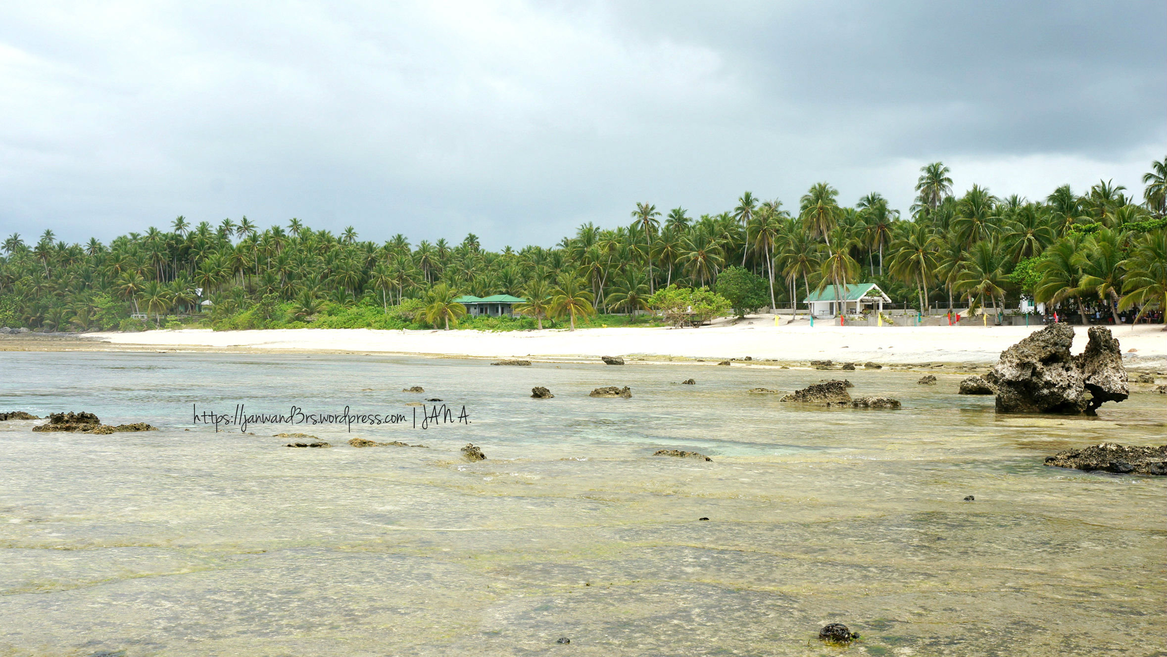 magpupungko-low-tide-siargao-surigao.jpg