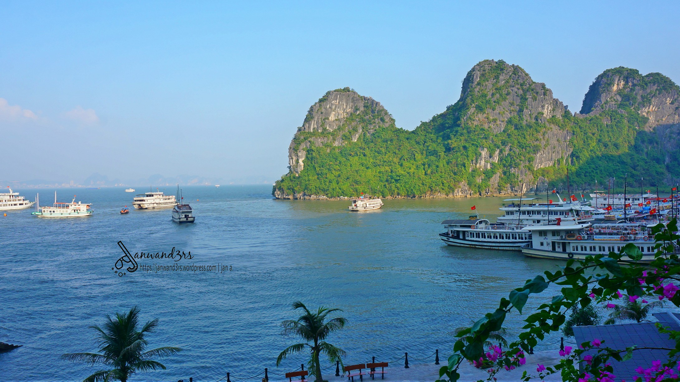 halong-bay-thien-cung-cave