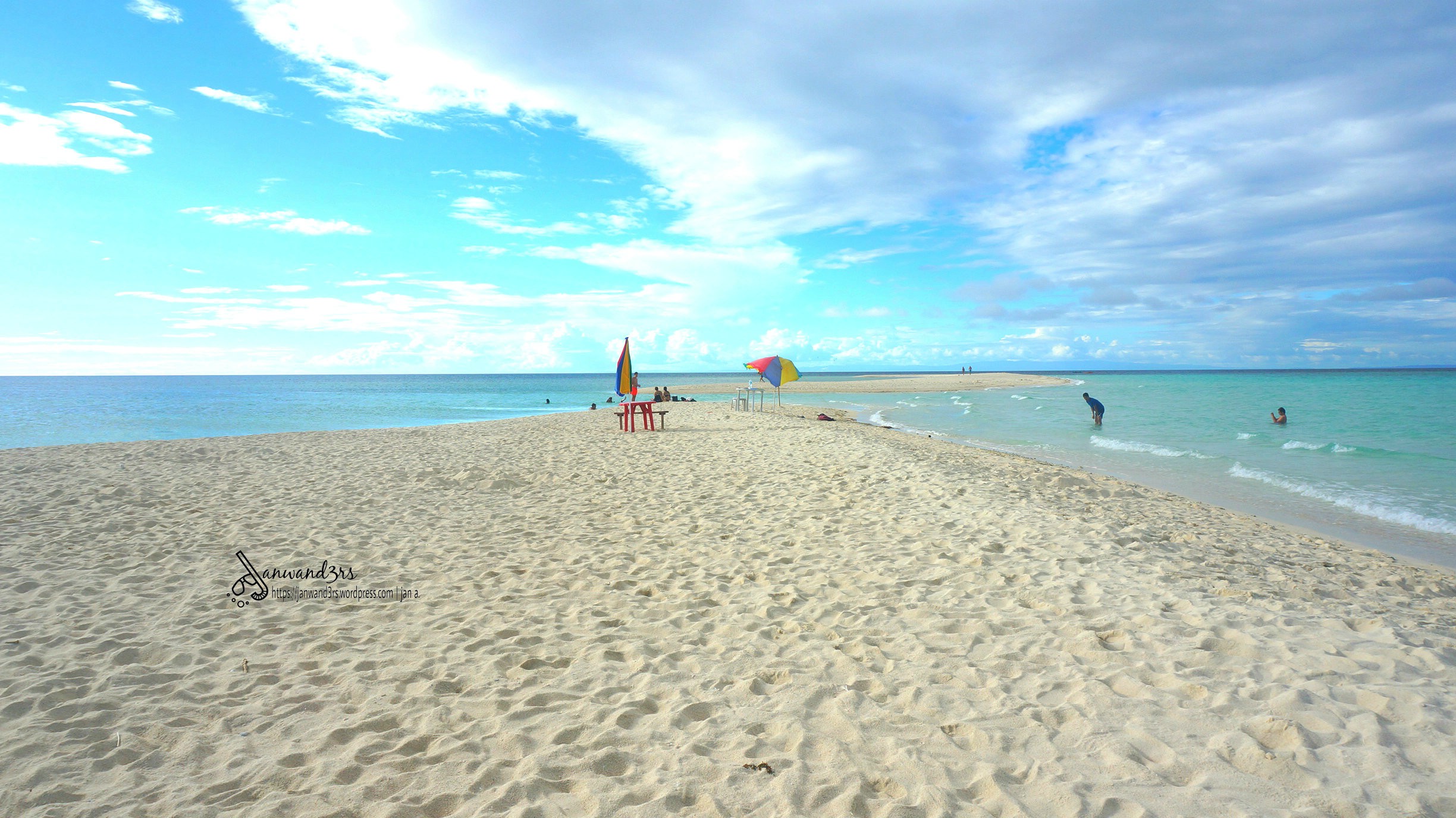 sandbar-white-beach