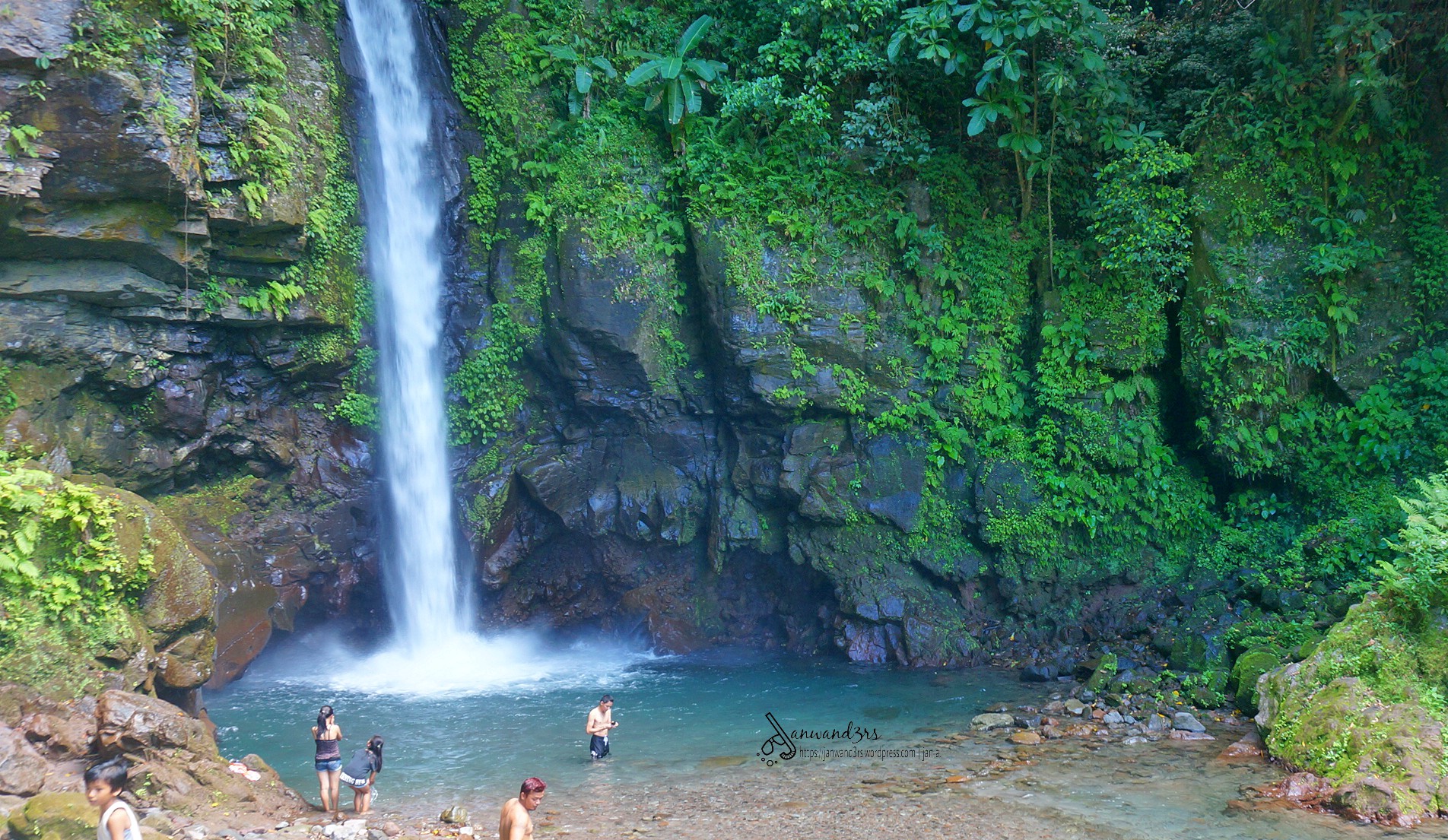 tuasan-falls-camiguin-tourist-spots.jpg