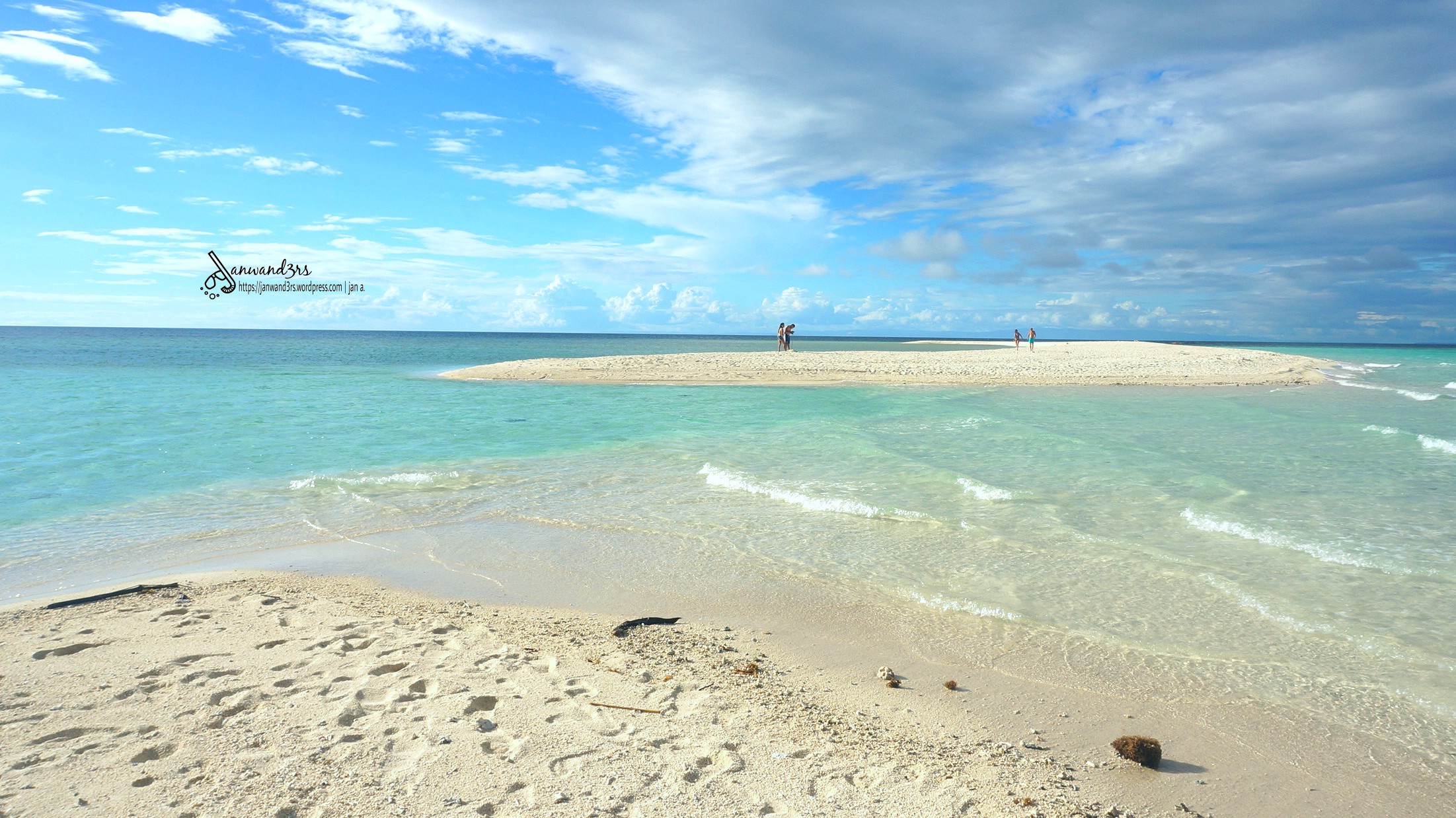 white-beach-island-camiguin